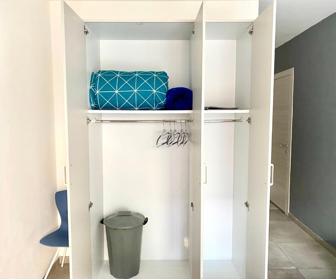 Central- Private En-Suite With Balcony In Shared Residence Pieta Ngoại thất bức ảnh