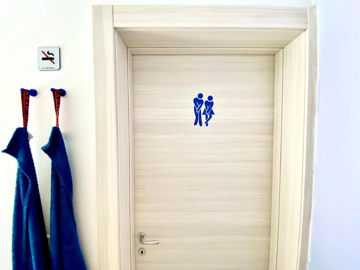 Central- Private En-Suite With Balcony In Shared Residence Pieta Ngoại thất bức ảnh