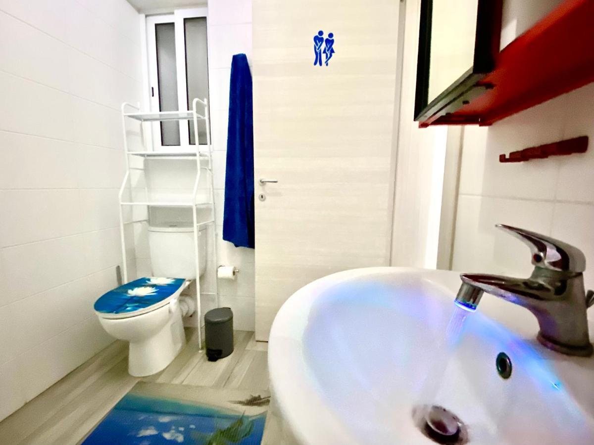 Central- Private En-Suite With Balcony In Shared Residence Pieta Ngoại thất bức ảnh